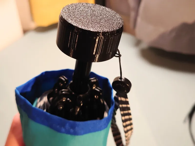 Handle replacement for folding umbrella