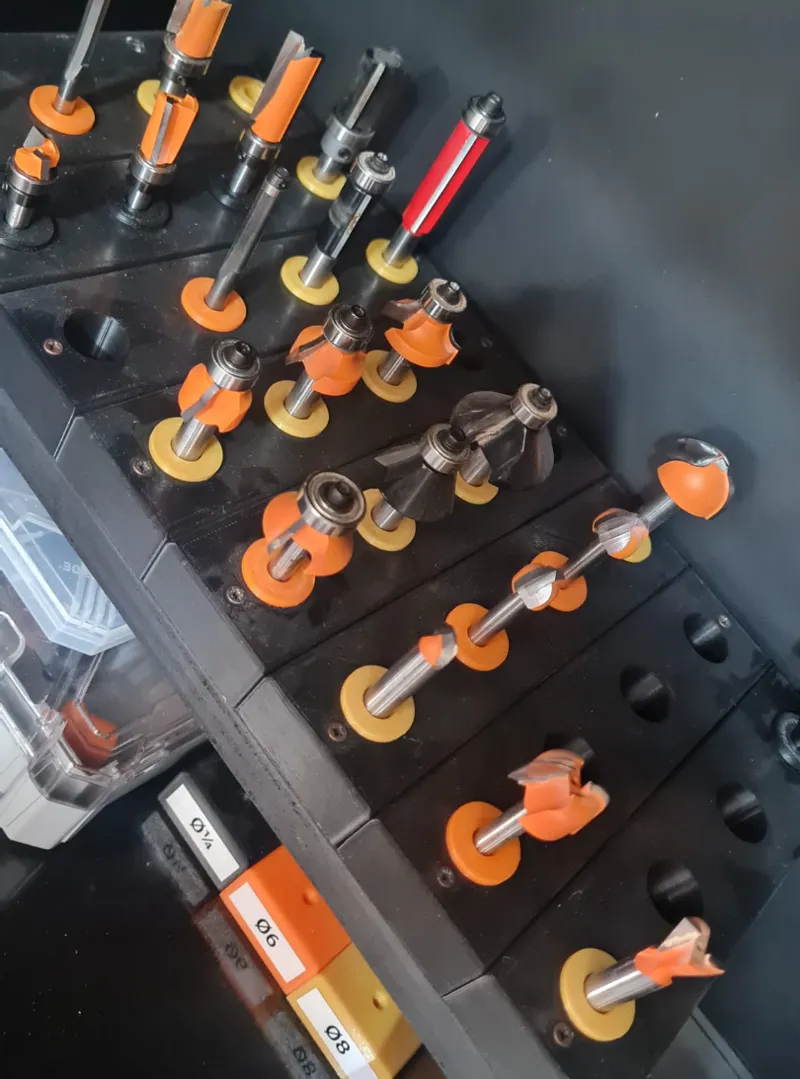 Modular drill bit holder (for all round inserts)