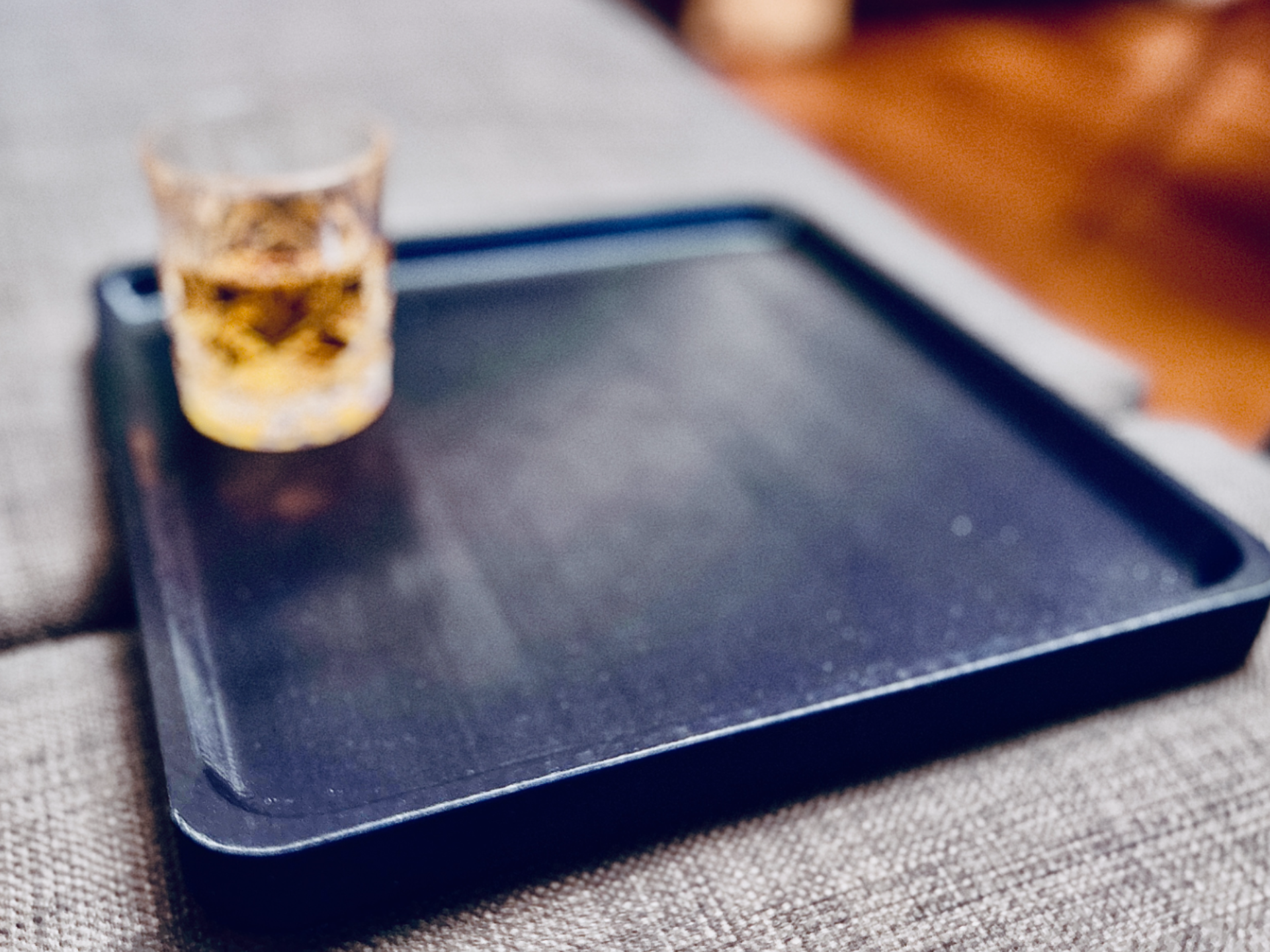 Sofa Gap Side Table – 200x200mm