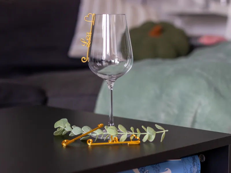 Personalisierte Glasanhänger für Hochzeiten