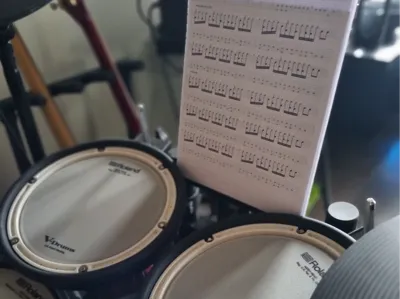 Roland TD-17 notes stand