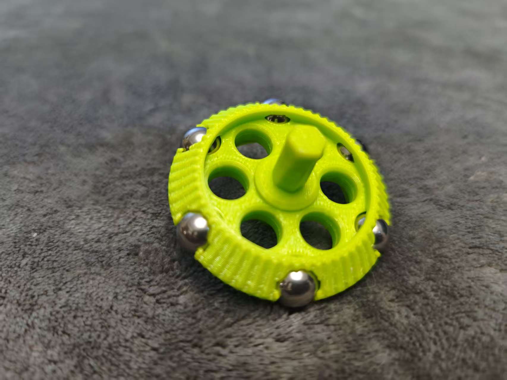 Miniatura 3 do modelo 3D 狭路相逢对战陀螺-带钢珠和硬币的陀螺