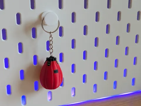 Llavero: Punching Bag Keychain — referencia de MakerWorld