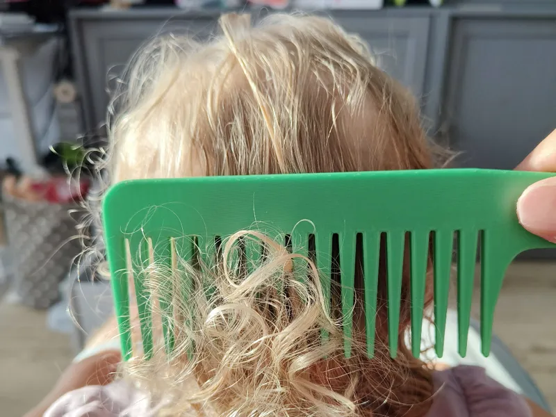 hairbrush for normal and curly hair