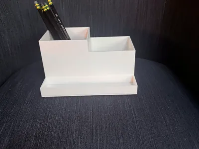 Desk orginiser