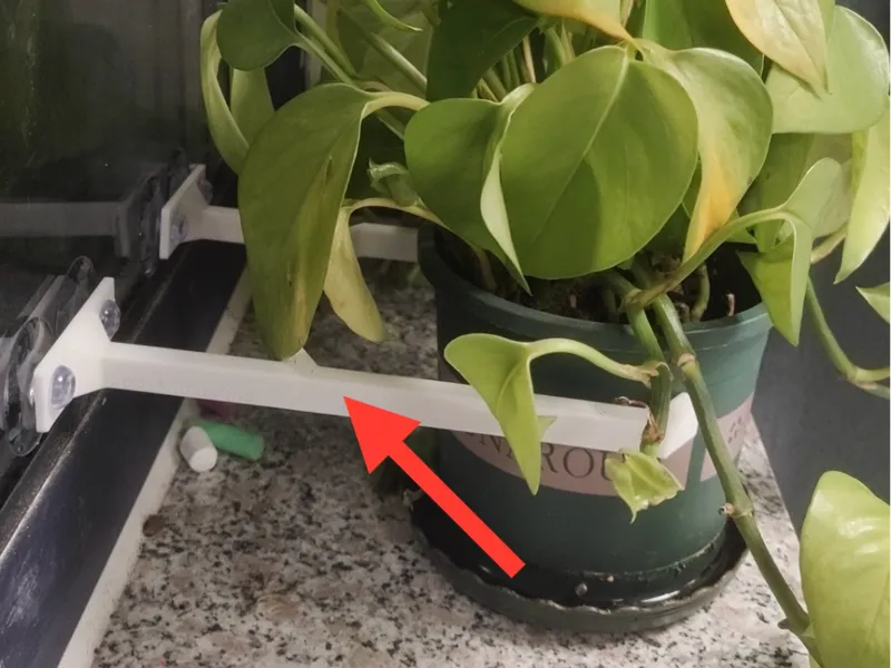 Potted plant holder with suction cup/吸盘盆栽抓手 防止窗帘刮落