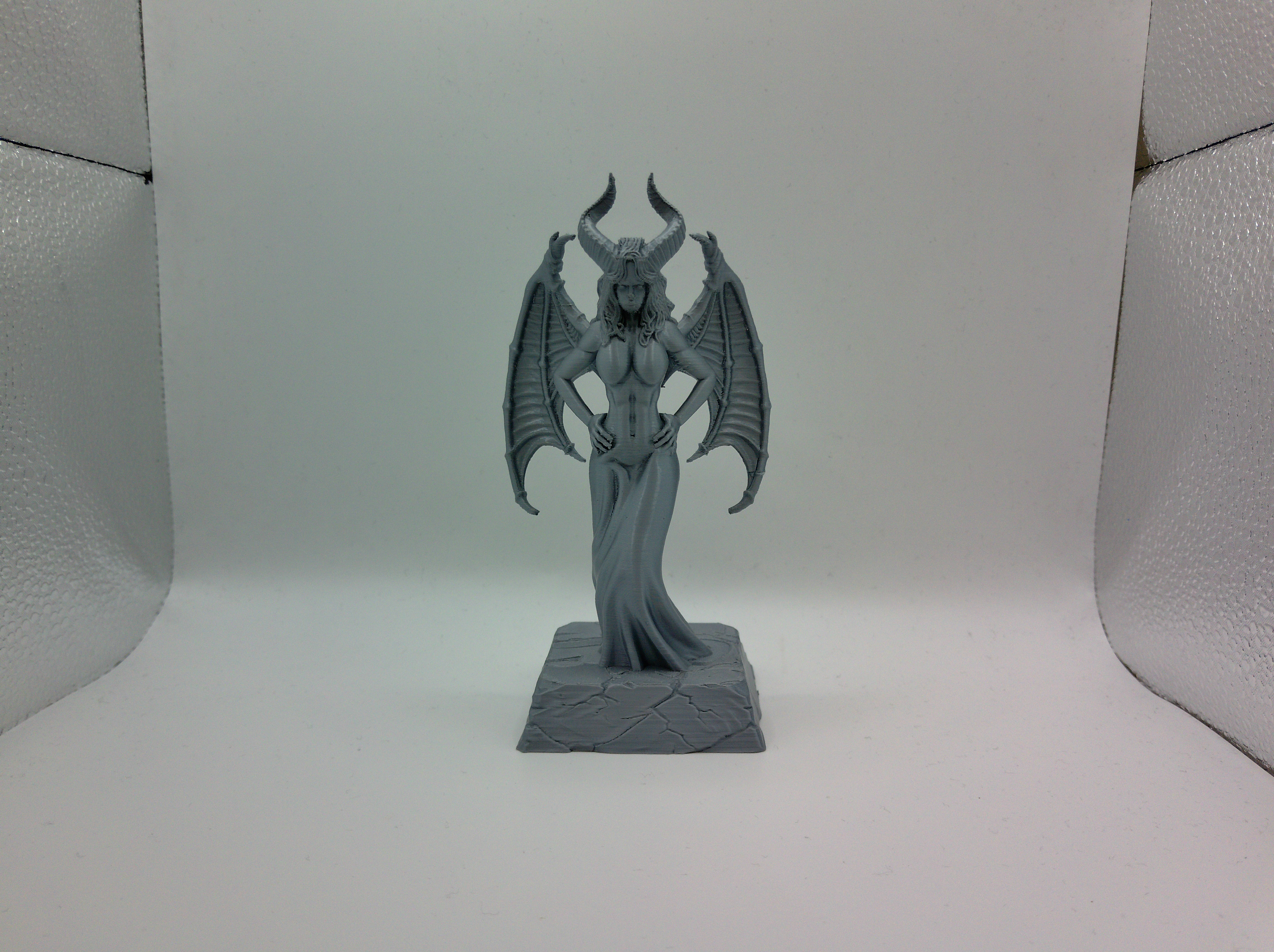 Miniatura 2 do modelo 3D Demoness