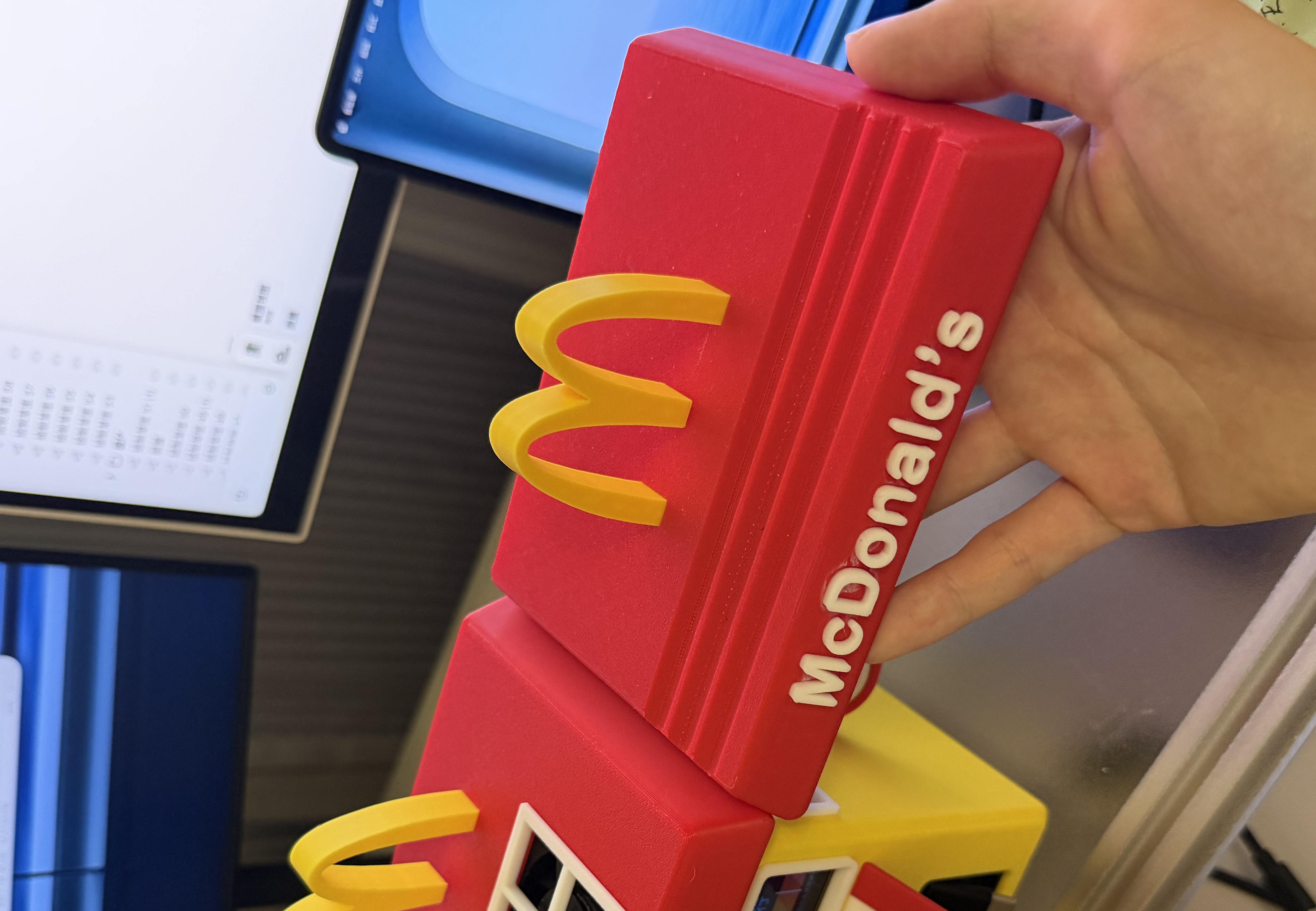 Miniatura 8 do modelo 3D 酷态科10U 麦当劳桌面充电站
