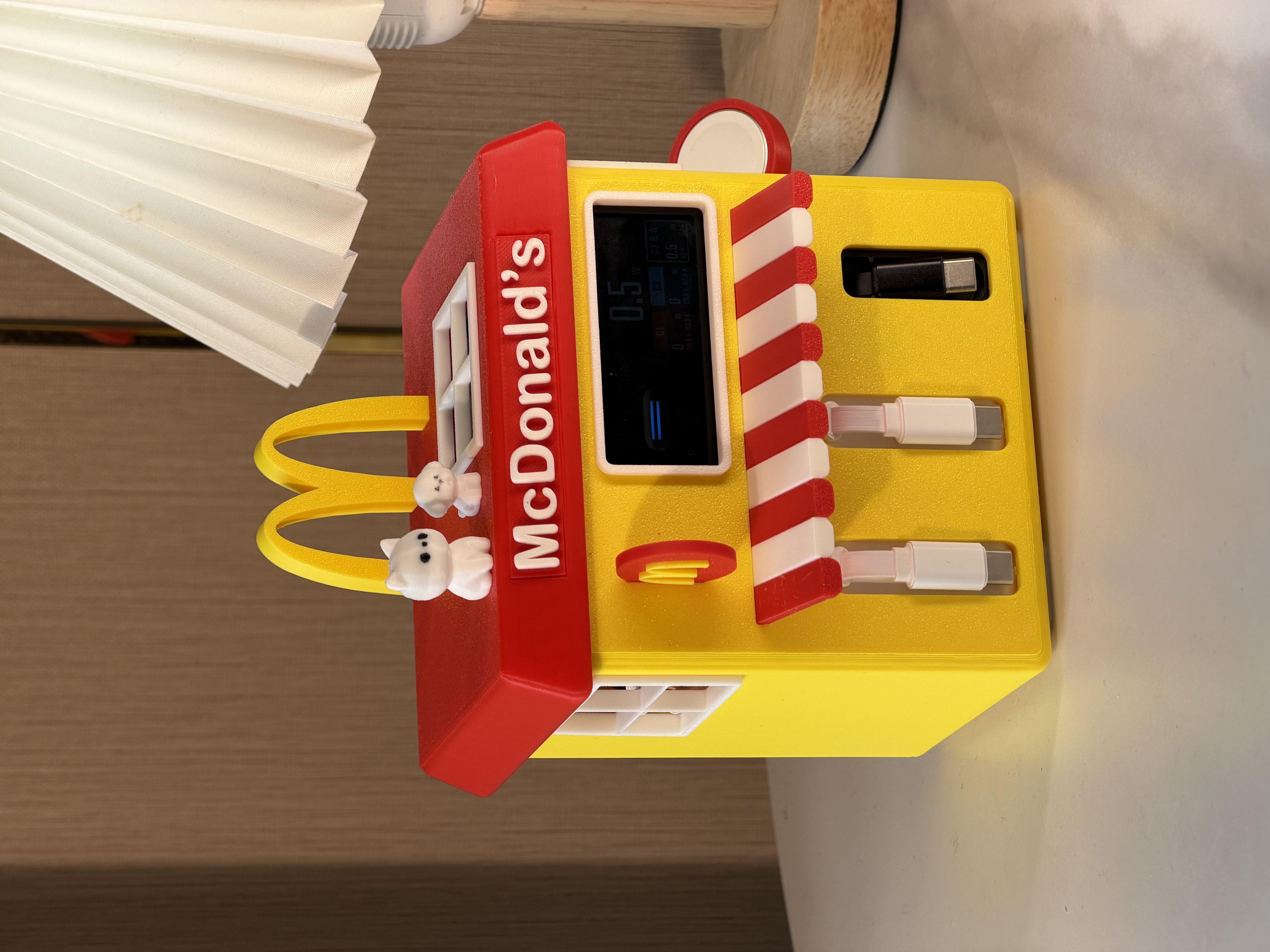 Miniatura 2 do modelo 3D 酷态科10U 麦当劳桌面充电站