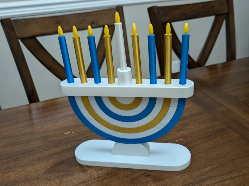 Play Hanukkah Menorah חנוכיה