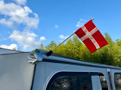 Wigo Flag Holder