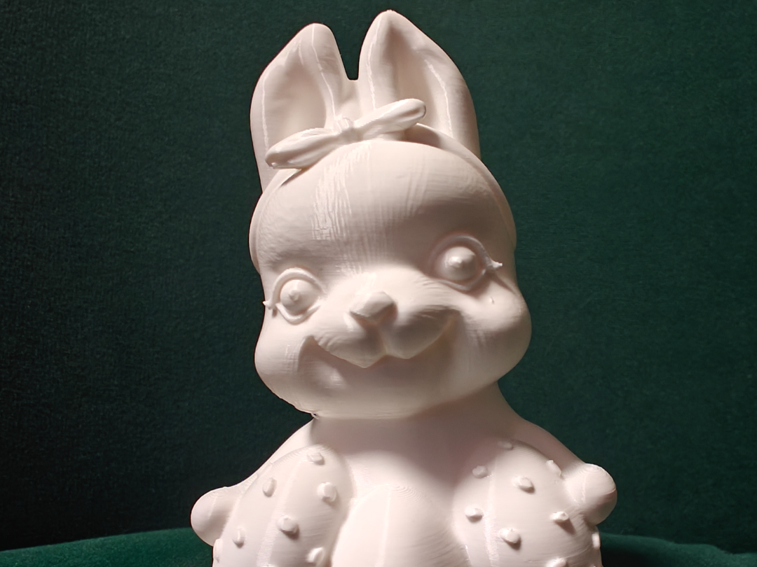 Happy Easter Bunny with Eggs – Festive Table Decor