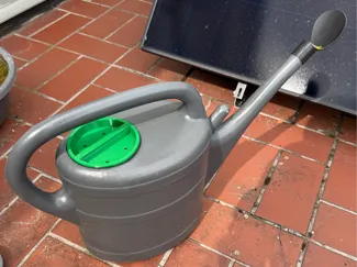 lid for watering can / Deckel für Gießkanne