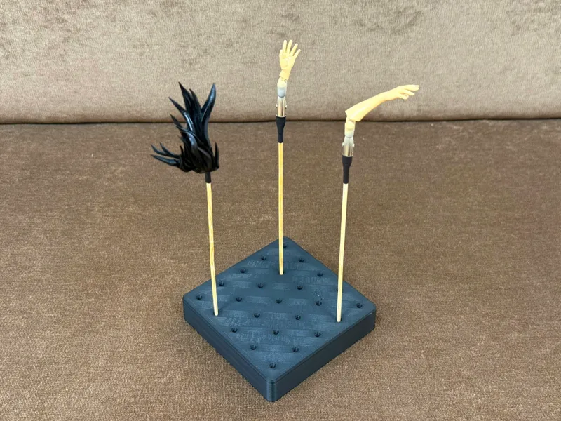 Alligator Clip Stand for Airbrush Painting