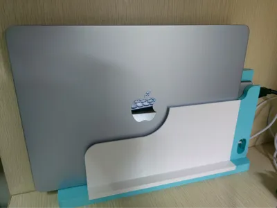macbook air quick-plug docking station (can accommodate Ugreen 3-in-1 single C-type expansion dock and magsafe power cord)