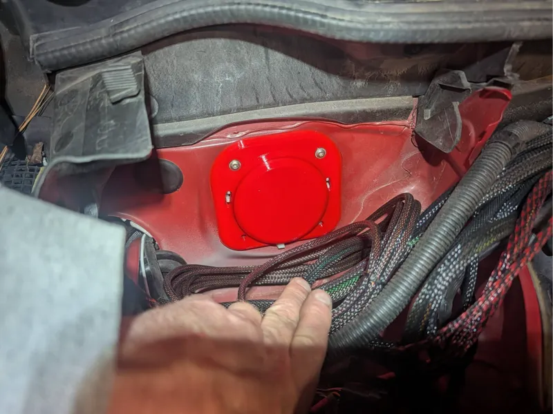 BMW E82 ECU fan cover