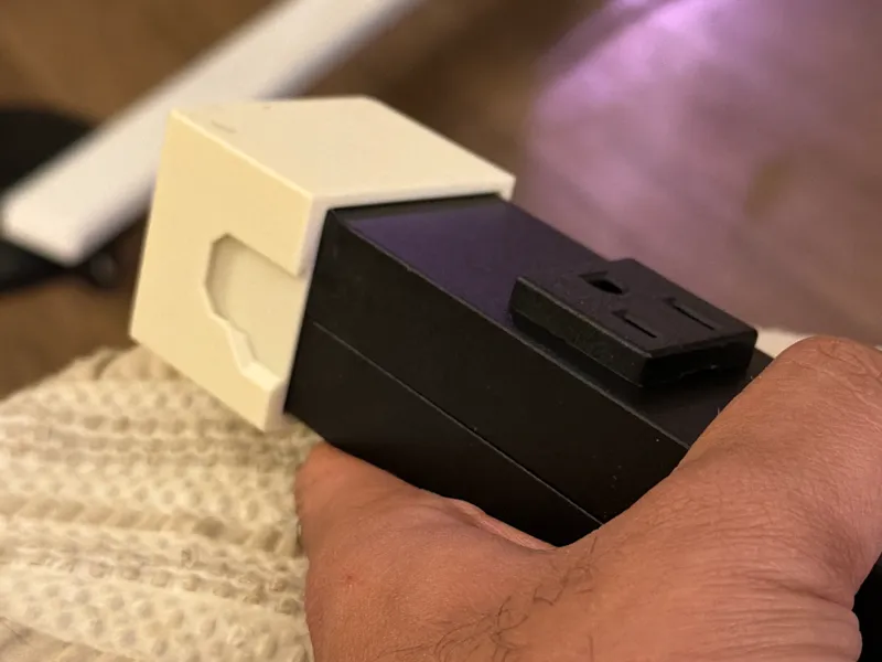 Inland 12-Outlet Power Strip OpenConnect Caps