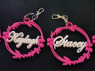Personalised Name keychain with floral outline