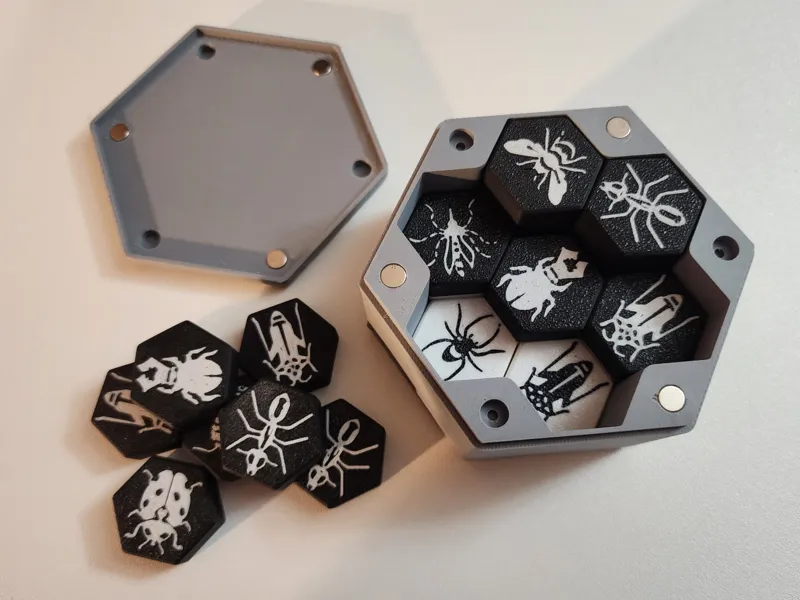 Hive Pocket Game Box
