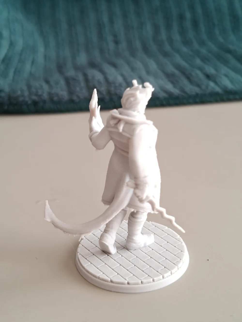 DnD 玩家角色提夫林术士 25毫米微缩模型 - 免费 3D 打印模型 - MakerWorld