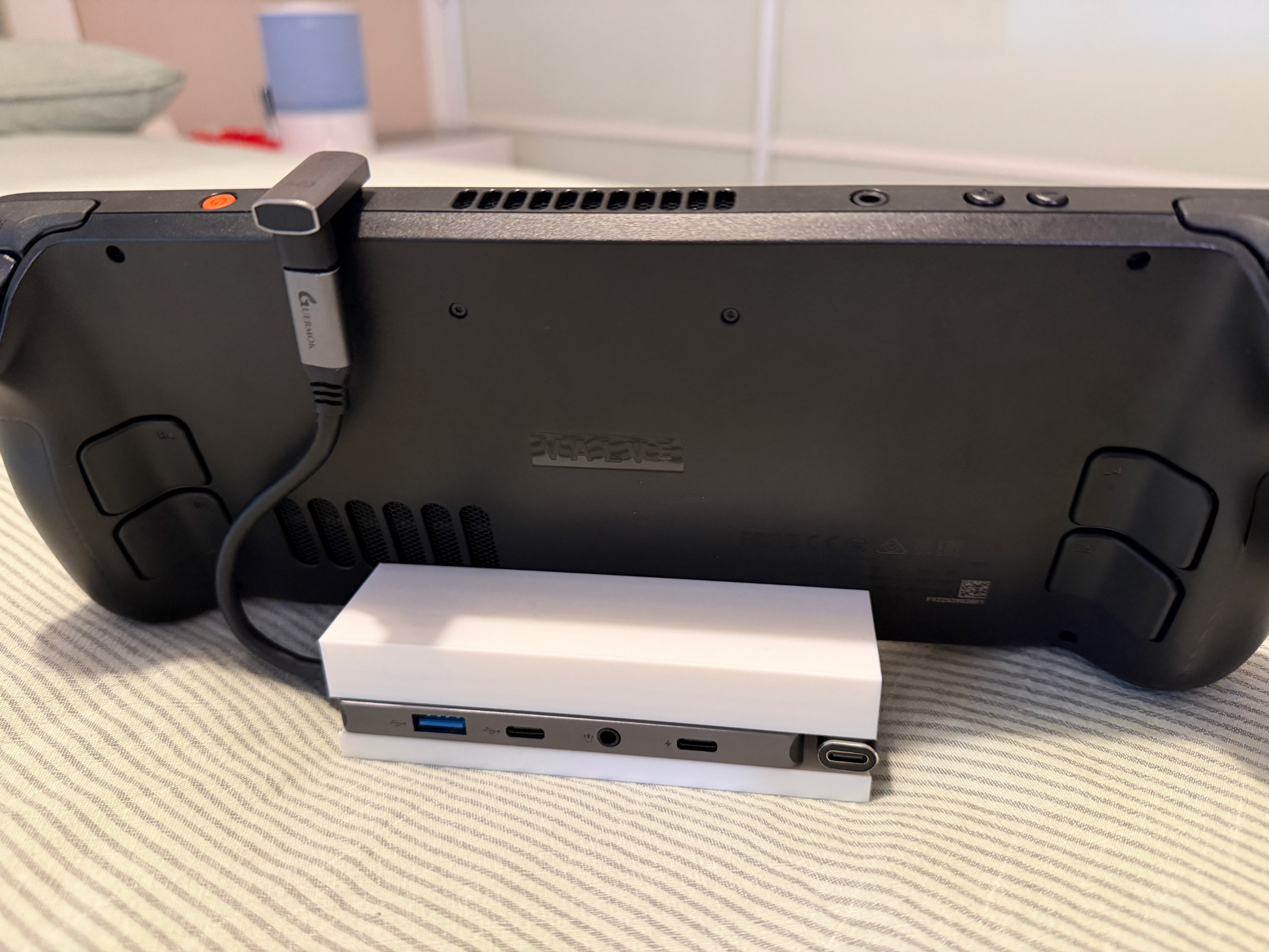 Steam Deck Stand mini/travel with Usb-c video