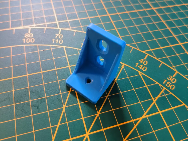 Small multiuse angle bracket /// All zweck Winkel