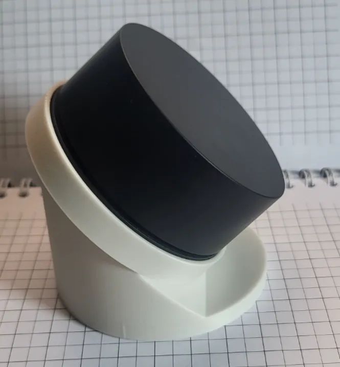 MI holder for remote