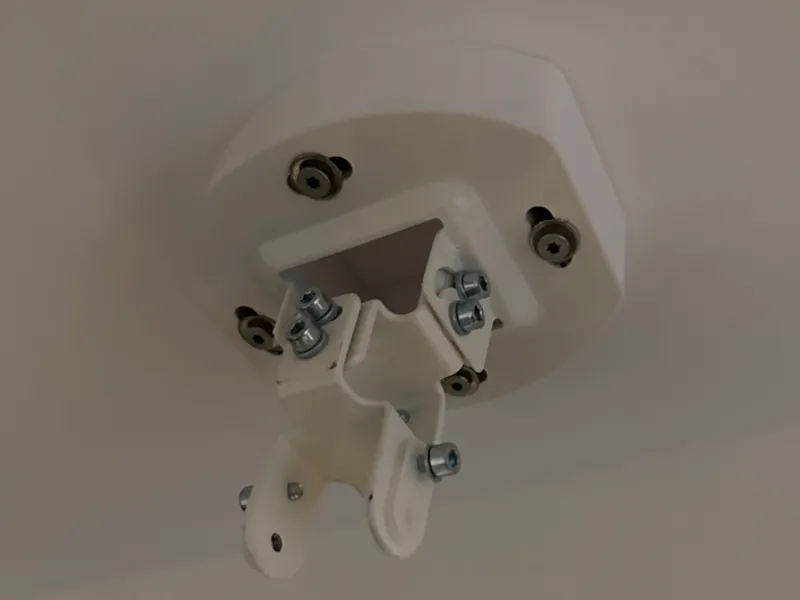 spacer for deleyCON projector ceiling mount