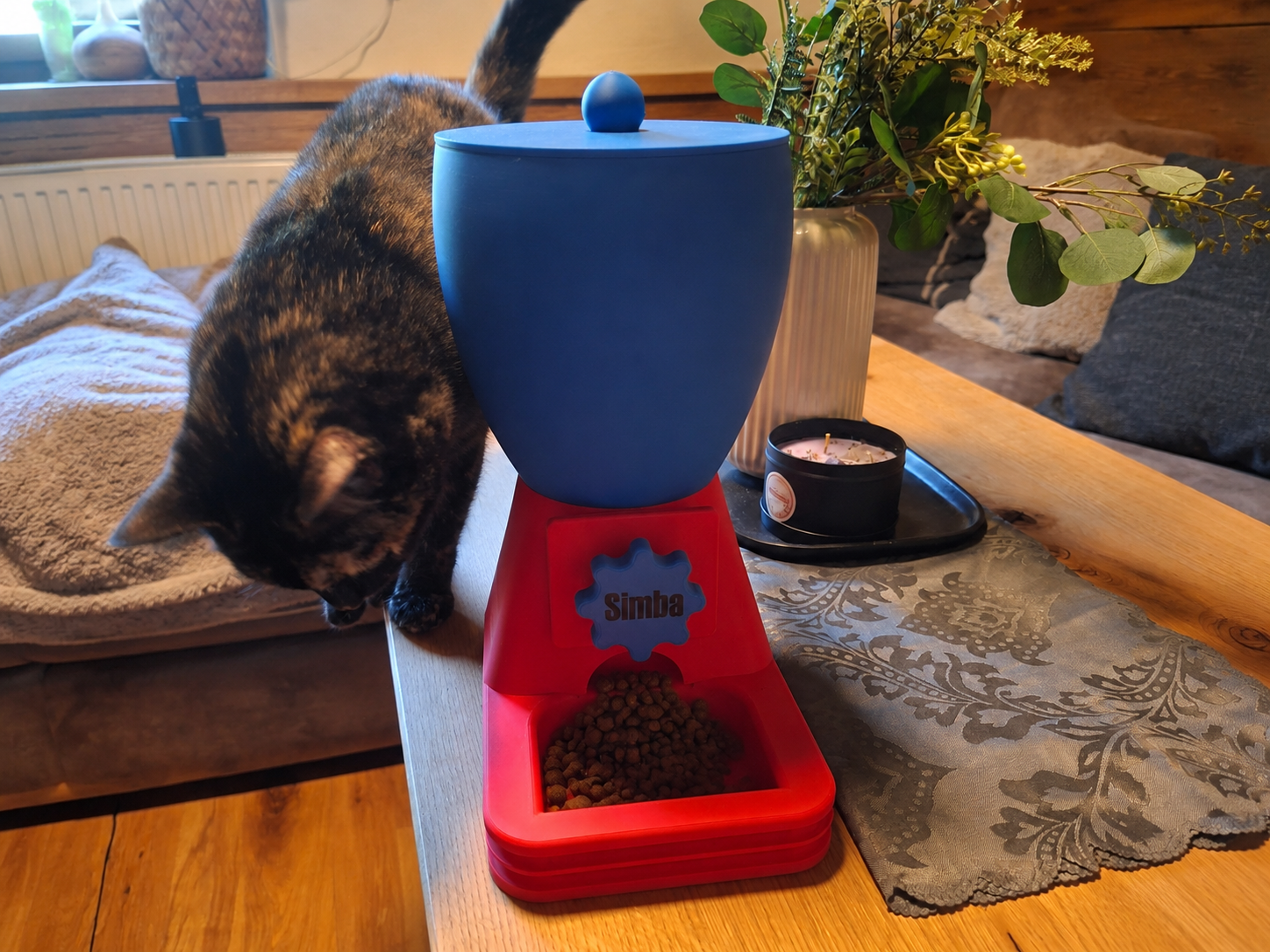 Trockenfutterspender für Katzen und kleine Hunde