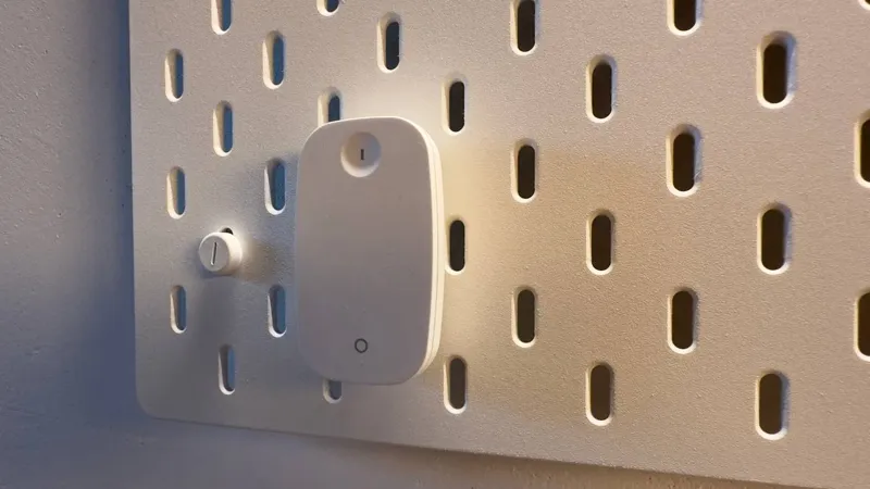 Skadis mount for Ikea Rodret remote