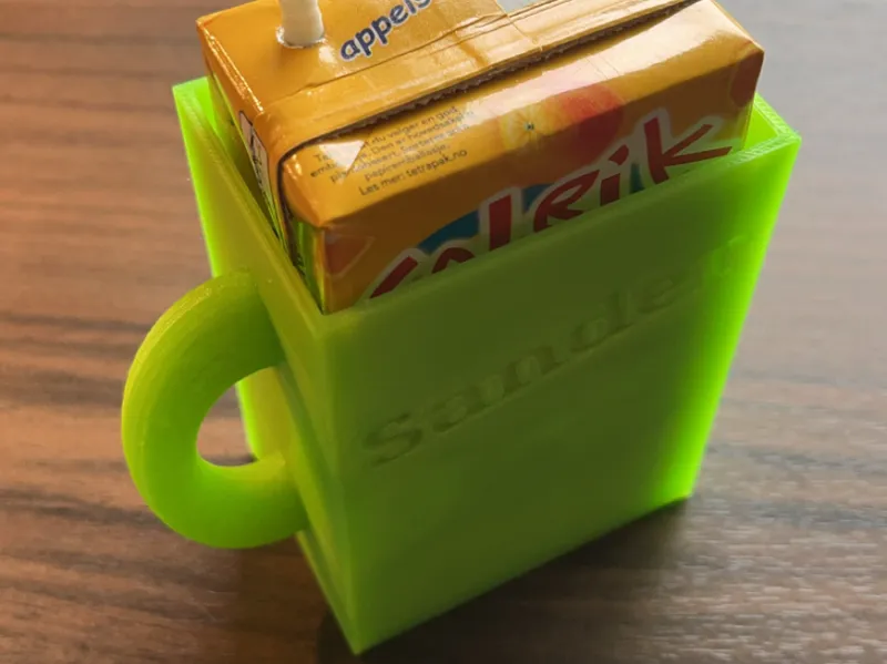 SoLRik holder  - Drink holder for children