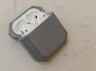 AirPods 2nd Generation Earphone Case/Protective Cover