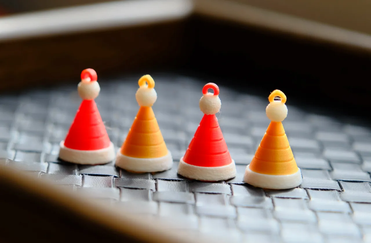 Adorable 3D Santa Hat Earrings (0.4mm Nozzle) view 4