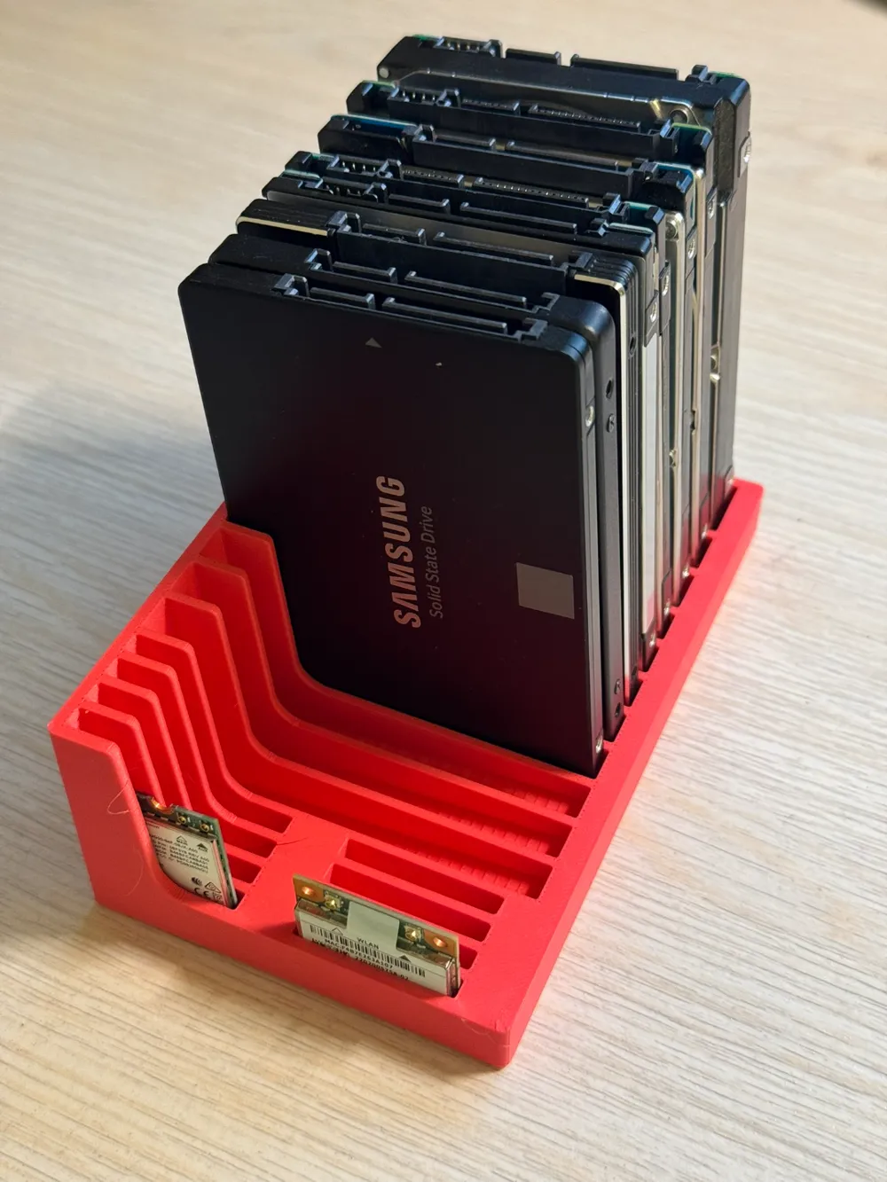 Multi-Purpose SSD Rack by PlanerChaos - MakerWorld