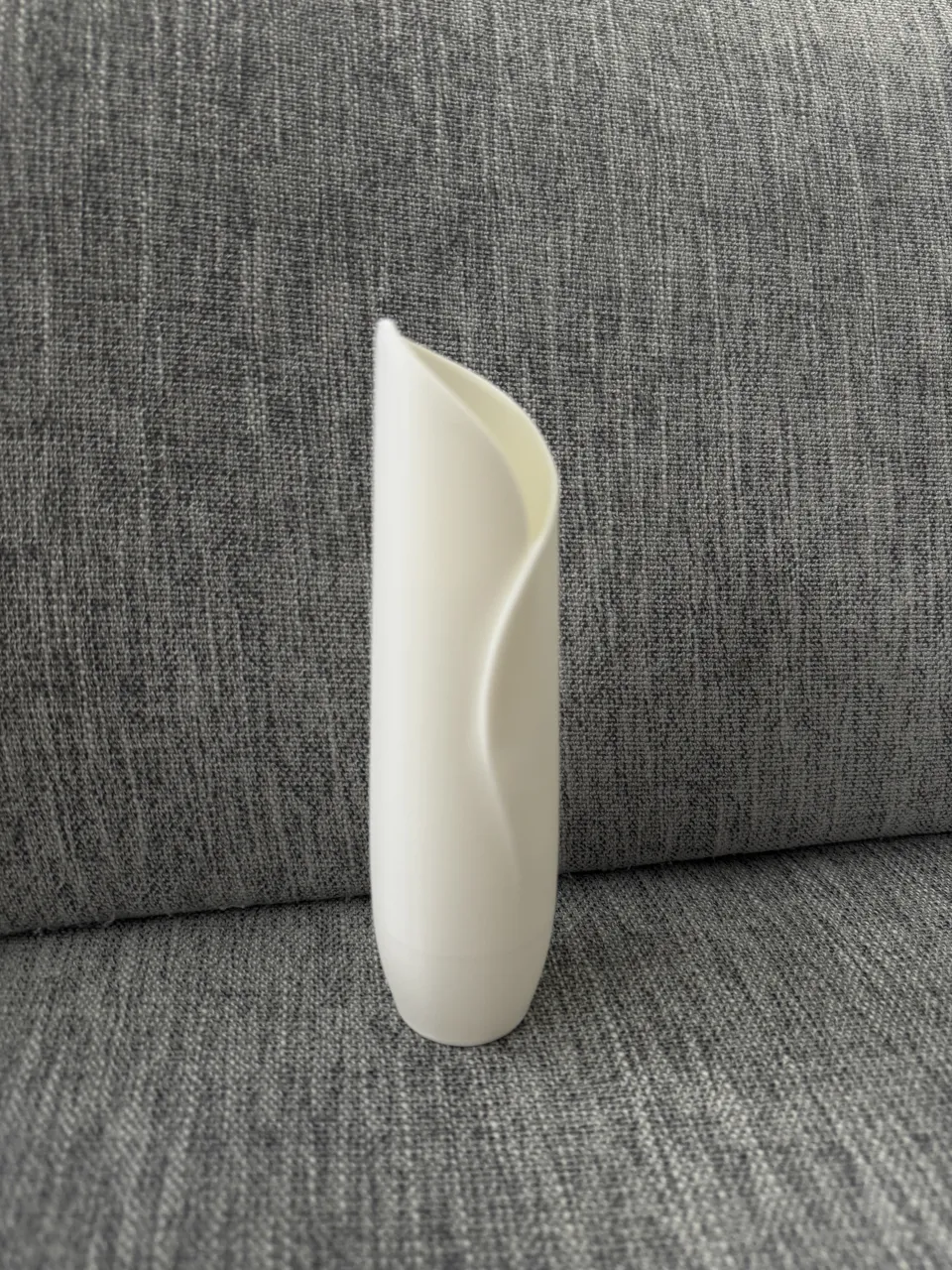 Schmale elegante Vase view 2