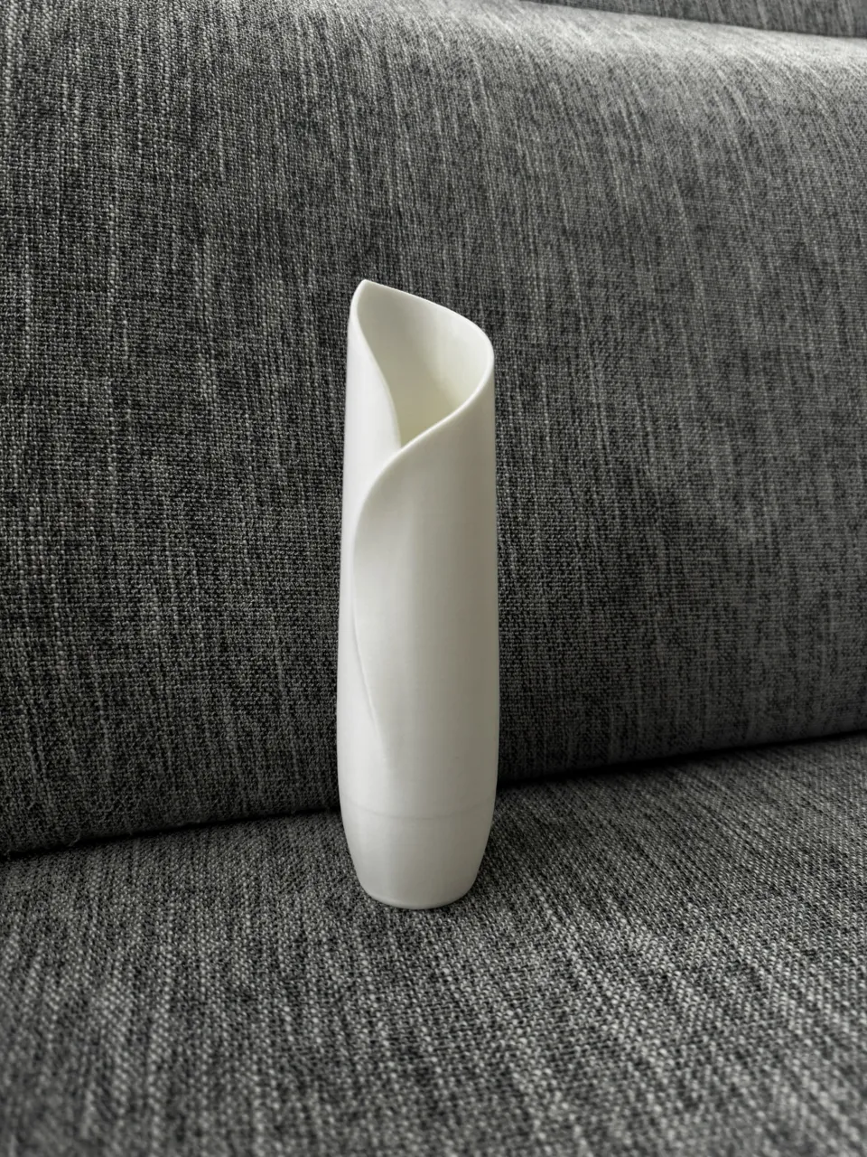 Schmale elegante Vase view 4