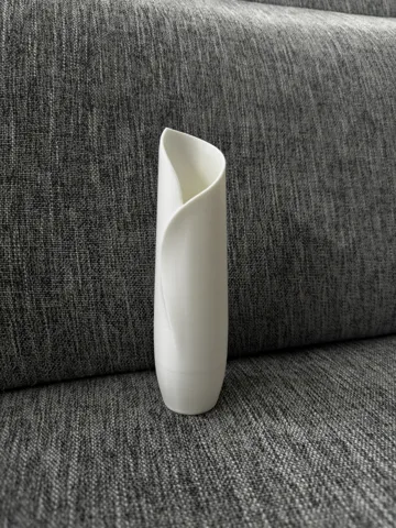 Schmale elegante Vase view 4