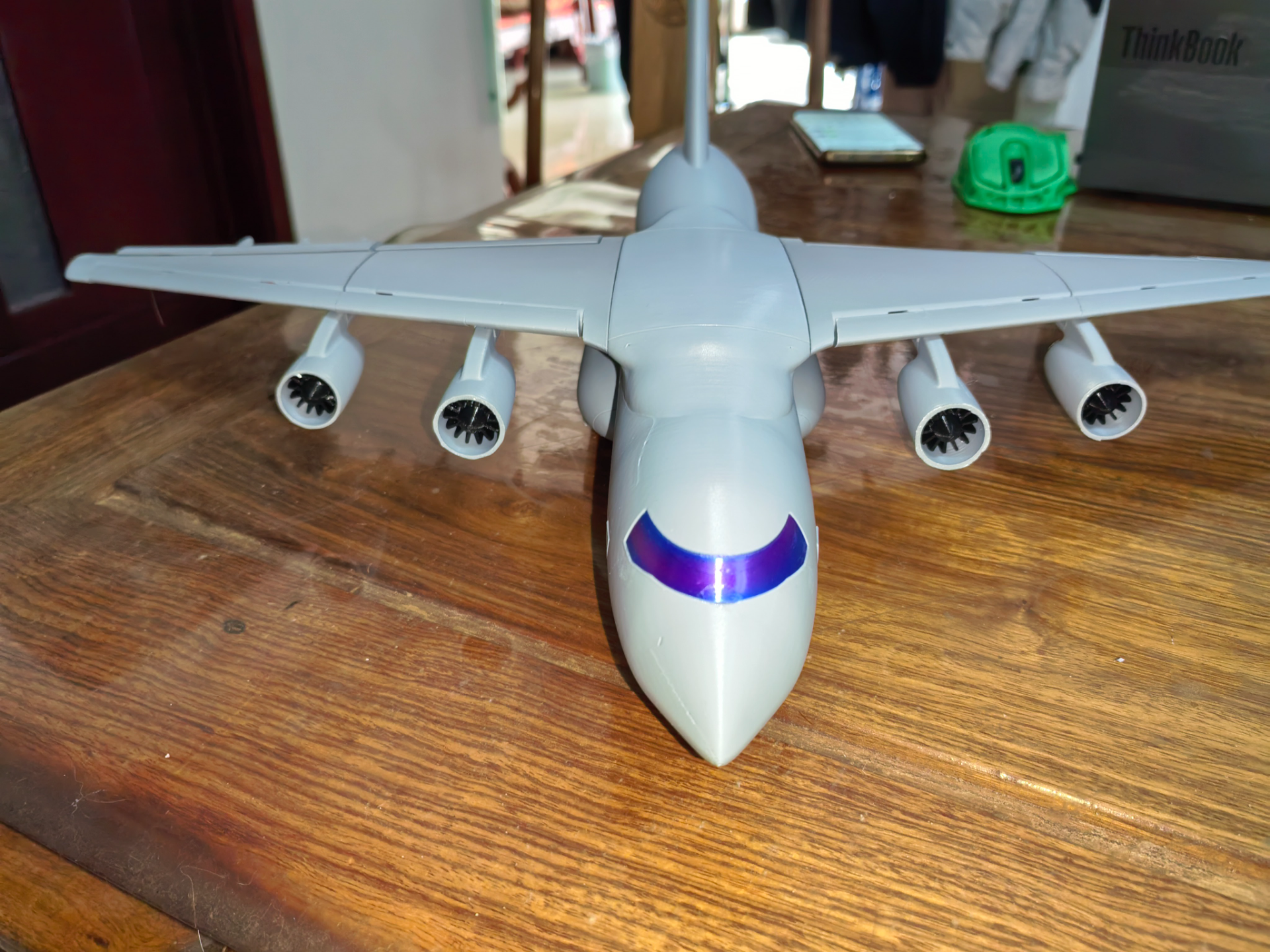 Miniatura 1 do modelo 3D 运20B_大尺寸长约400mm,收放起落架，收放尾门，可开前门，高还原，襟翼等均可动，高可玩性