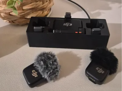 DJI Mic Mini base with connection (1 RX + 2 TX)