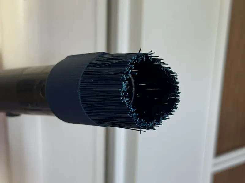 Vacuum cleaner brush