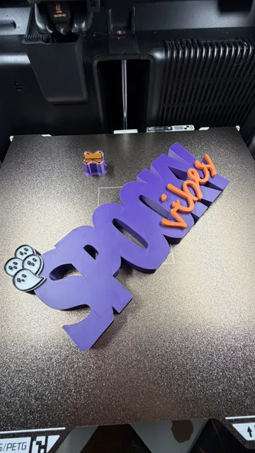 Modelo para impresión 3D: Spooky Vibes - Halloween Deko-Schriftzug — vista de referencia 3