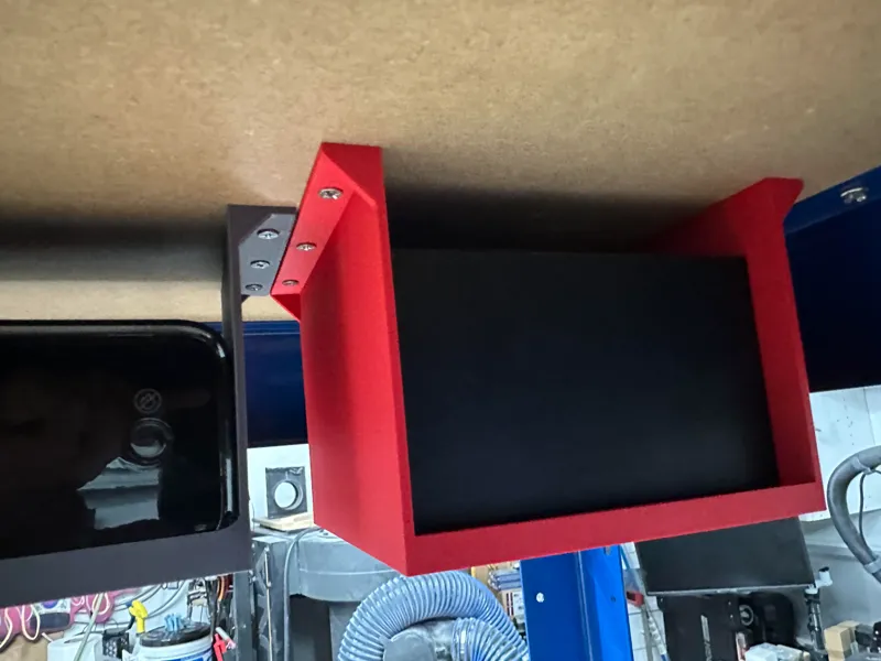 xTool S1 Air Assist under table storage
