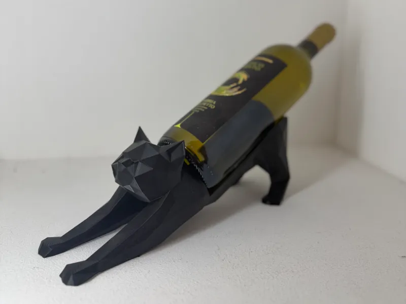 Gatto porta bottiglie di vino (Low poly)
