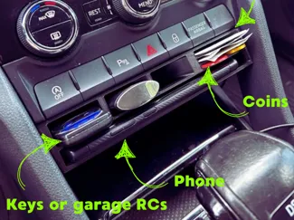 Skoda Kodiaq - Karoq organizer below AC panel