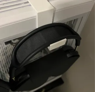 Hyte Y70 Headphone Holder