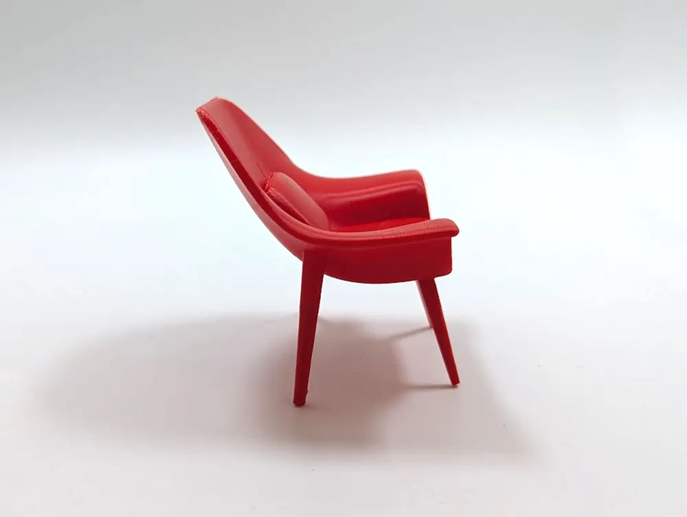Glass of Red Lifestyle Chair Mini
