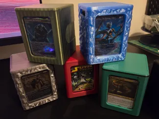 MTG Commander deck box. sliding lock and deck tray