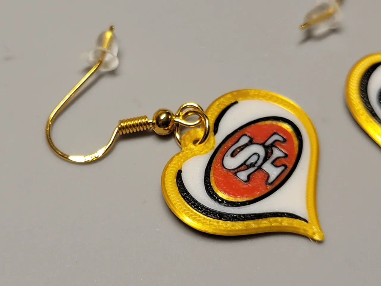 Earrings, 49ers Love, Detail Logo in Heart view 3
