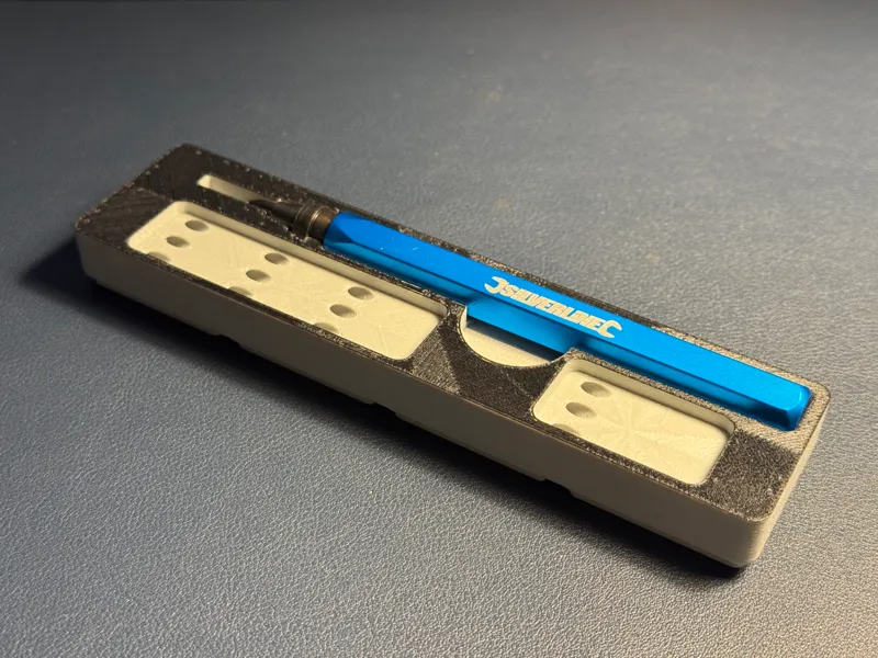 Gridfinity Holder for Silverline Deburring tool