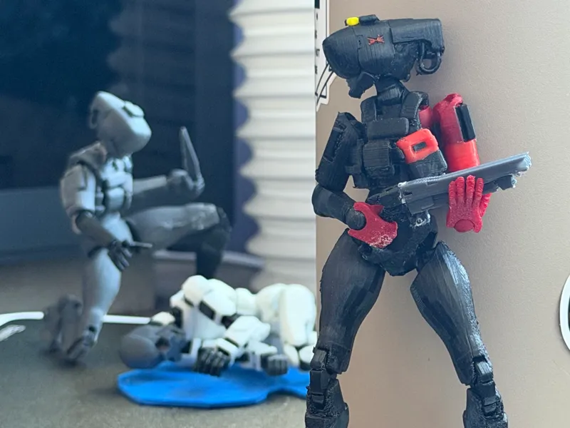 Blackbird//Recon - Jointed Figure (Carbon 13)